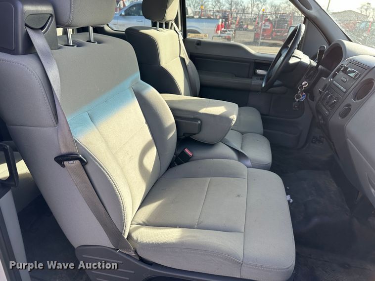 image for item LN9043 2007 Ford F150  SuperCab pickup truck