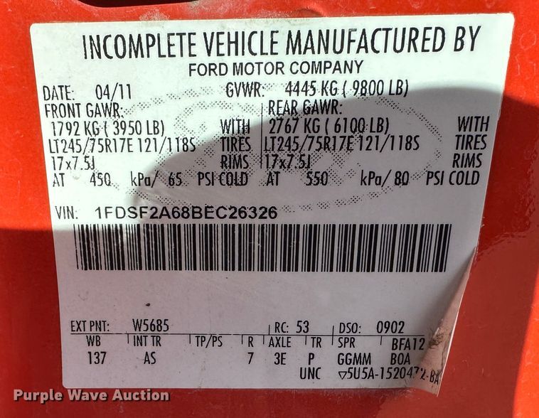 image for item LN9044 2011 Ford F250 Super Duty  utility bed pickup truck