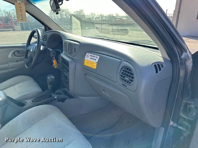 image for item LN9045 2008 Chevrolet TrailBlazer LS  SUV