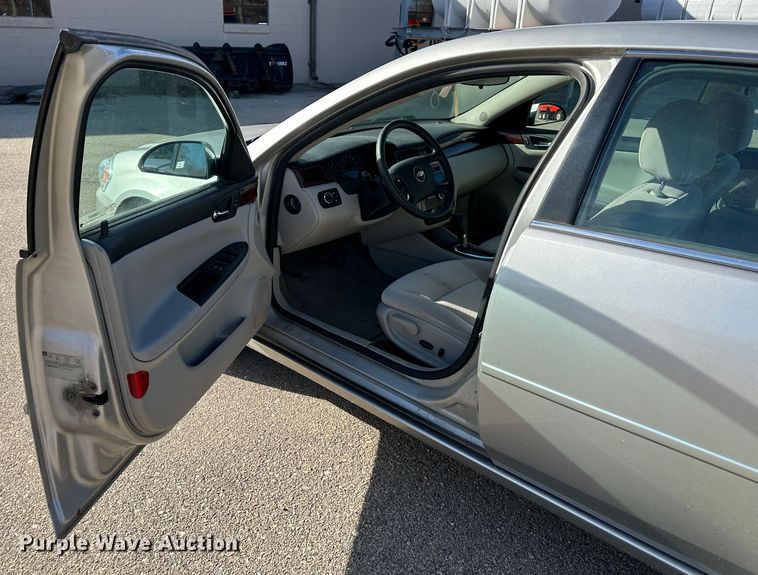 image for item LN9047 2007 Chevrolet Impala LS