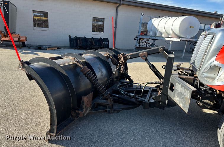 image for item LN9048 2007 International 7400  dump truck