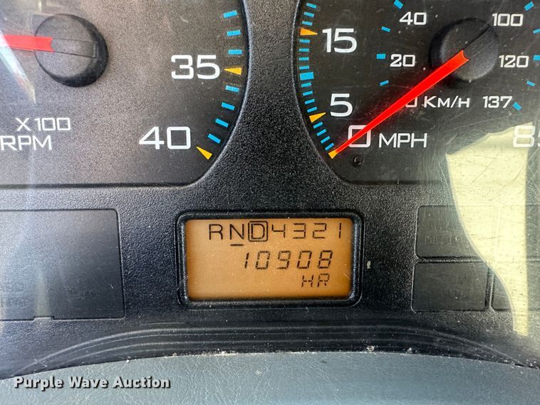 image for item LN9048 2007 International 7400  dump truck