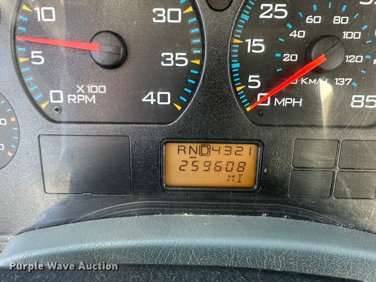 image for item LN9048 2007 International 7400  dump truck