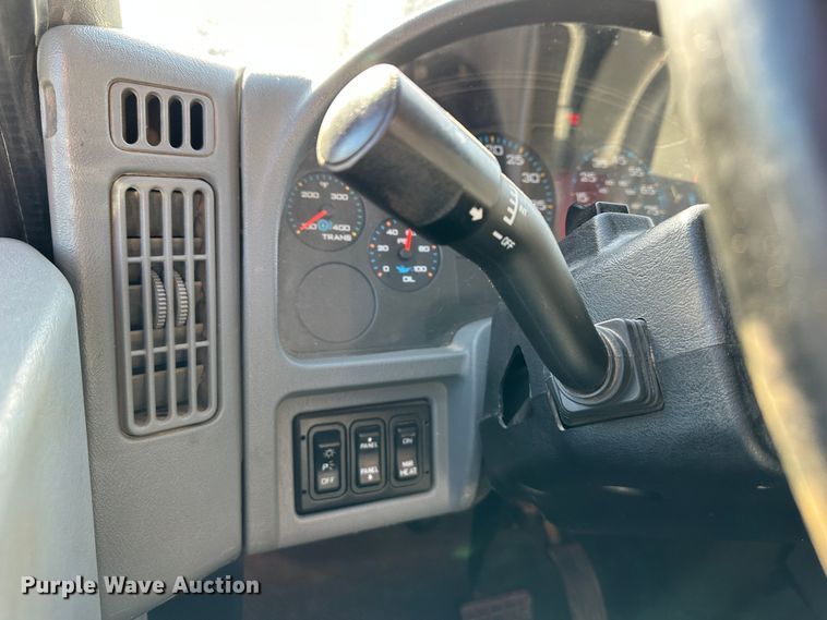 image for item LN9048 2007 International 7400  dump truck