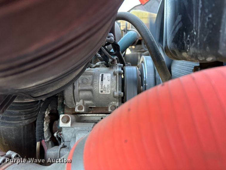 image for item LN9048 2007 International 7400  dump truck