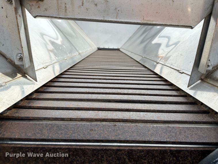 image for item LN9050 2006 Sterling LT7501  dump truck