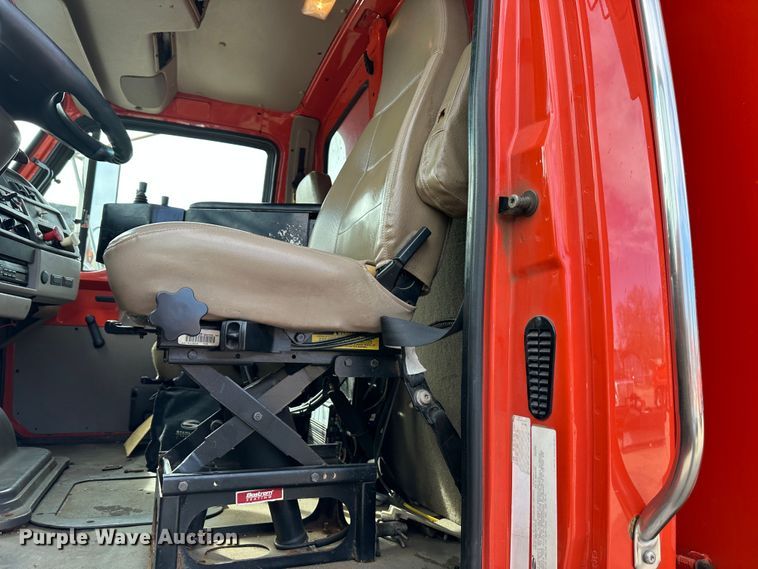 image for item LN9050 2006 Sterling LT7501  dump truck