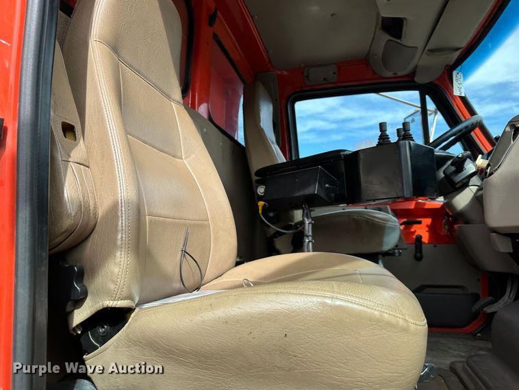 image for item LN9050 2006 Sterling LT7501  dump truck