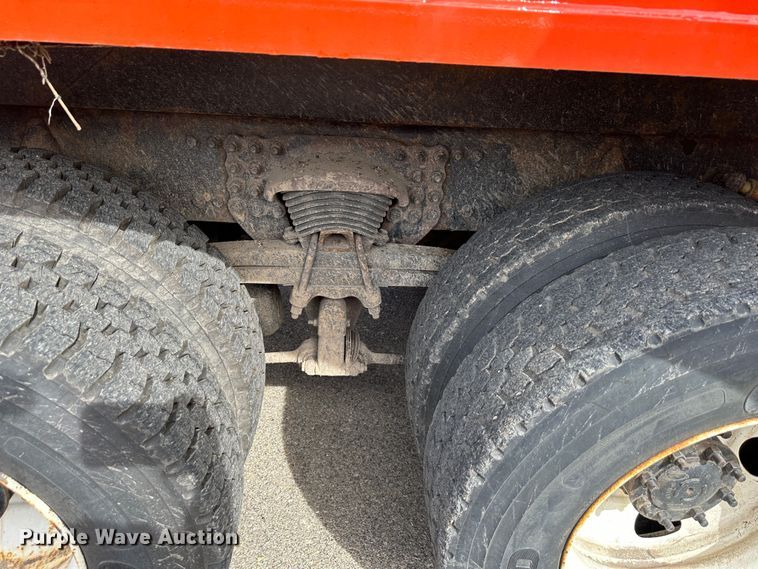 image for item LN9050 2006 Sterling LT7501  dump truck