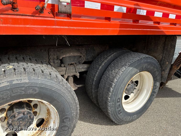 image for item LN9050 2006 Sterling LT7501  dump truck