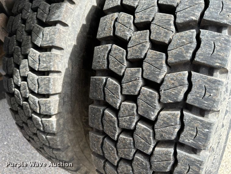 image for item LN9050 2006 Sterling LT7501  dump truck