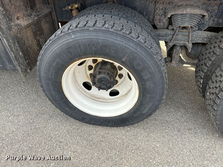 image for item LN9050 2006 Sterling LT7501  dump truck