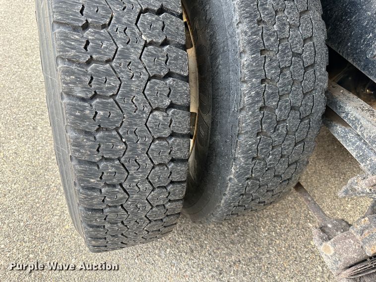 image for item LN9050 2006 Sterling LT7501  dump truck