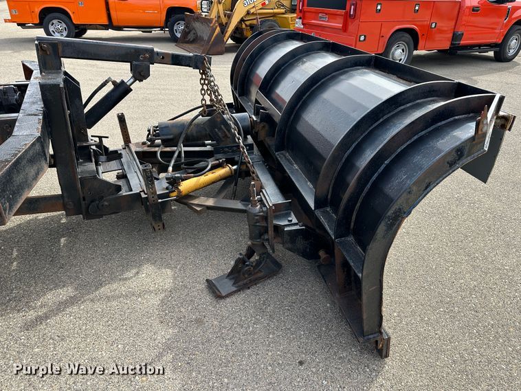 image for item LN9051 2001 Sterling LT7501  dump truck