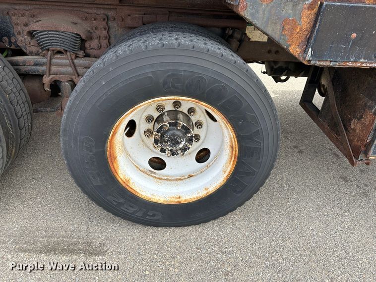 image for item LN9051 2001 Sterling LT7501  dump truck