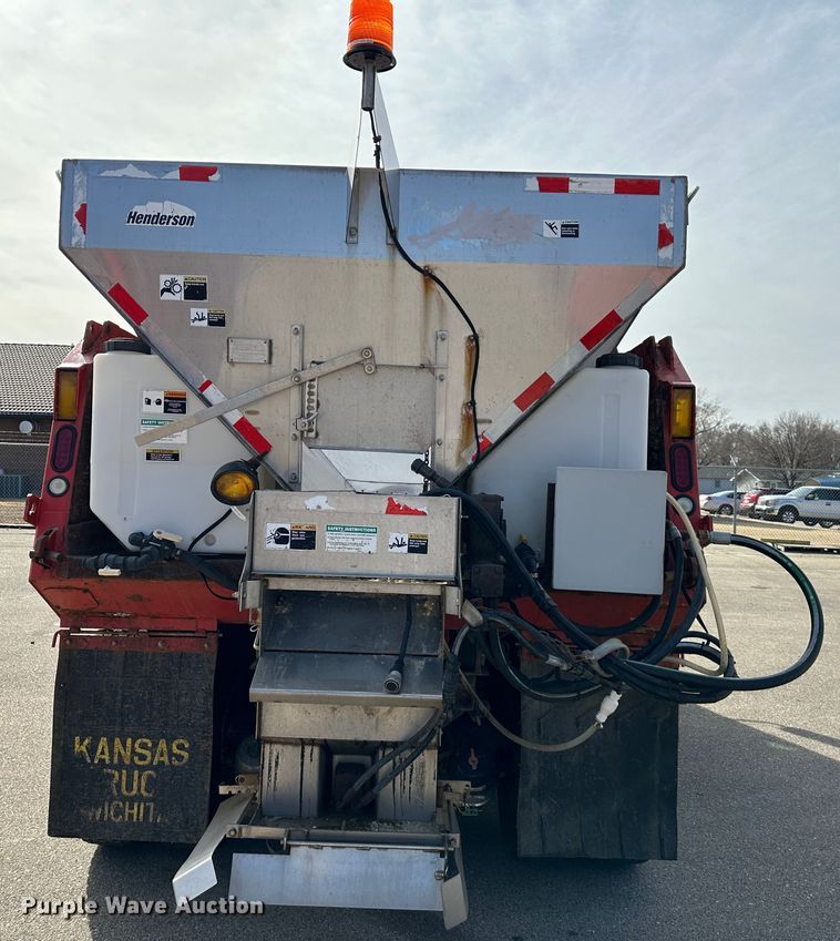 image for item LN9052 2007 International 7400  dump truck