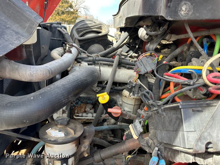 image for item LN9052 2007 International 7400  dump truck