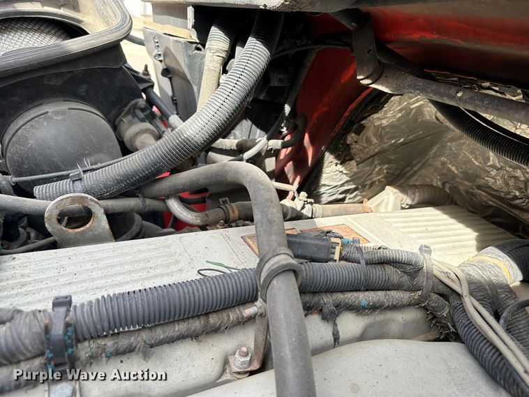 image for item LN9052 2007 International 7400  dump truck