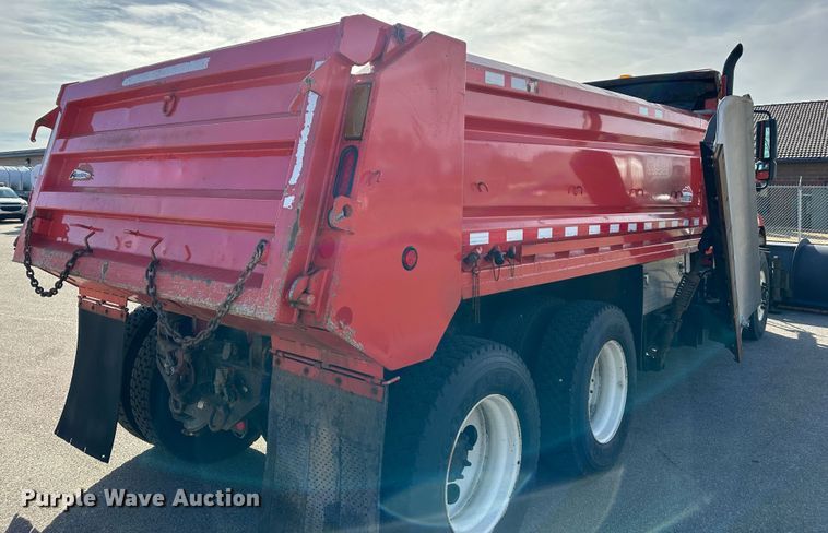 image for item LN9053 2006 International 7500  dump truck