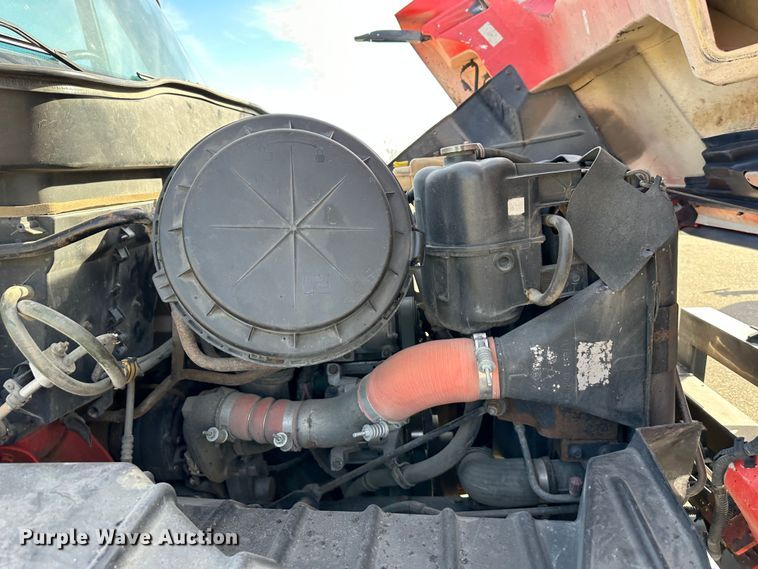 image for item LN9053 2006 International 7500  dump truck