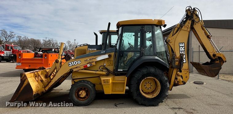 image for item LN9054 2001 John Deere 310G  backhoe