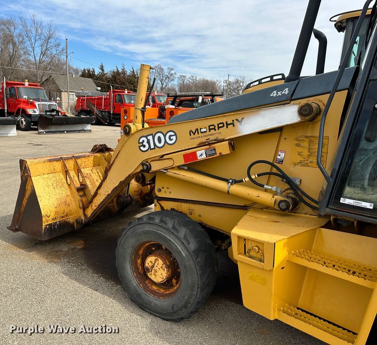 image for item LN9054 2001 John Deere 310G  backhoe