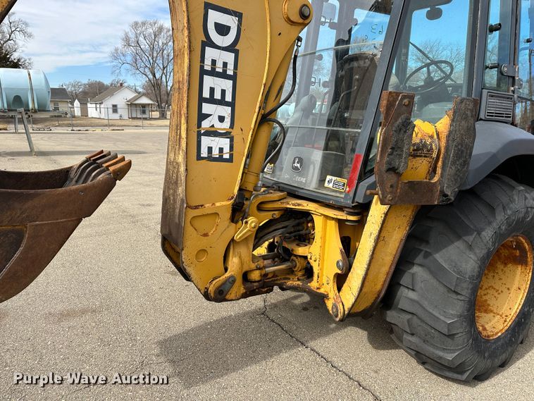 image for item LN9054 2001 John Deere 310G  backhoe