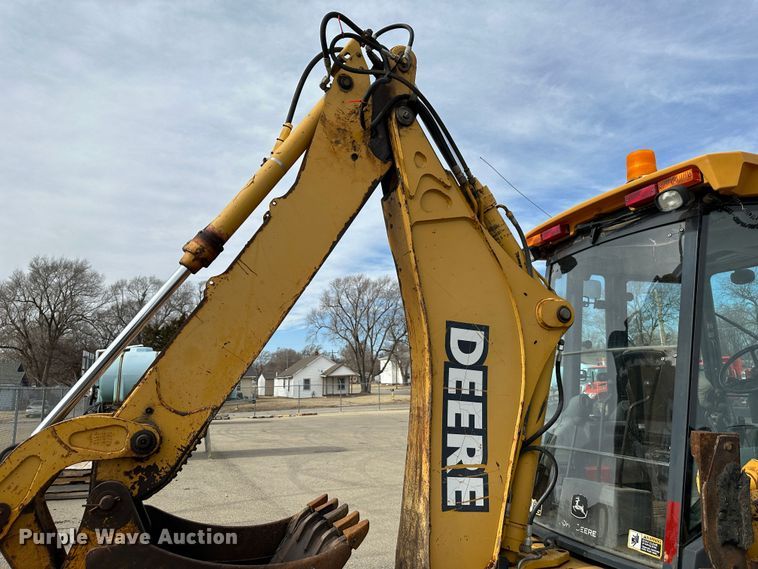 image for item LN9054 2001 John Deere 310G  backhoe