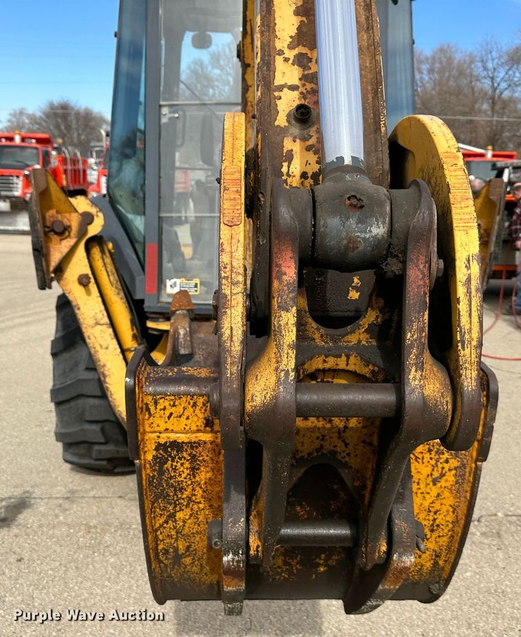 image for item LN9054 2001 John Deere 310G  backhoe