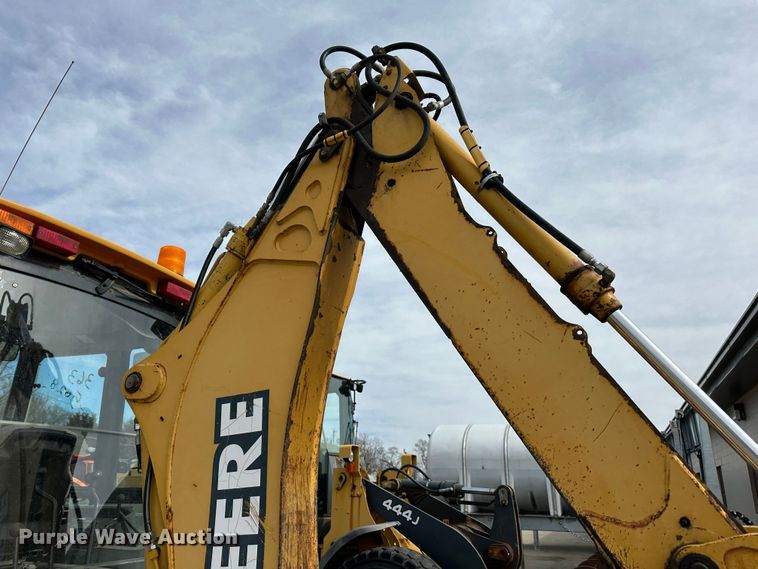 image for item LN9054 2001 John Deere 310G  backhoe