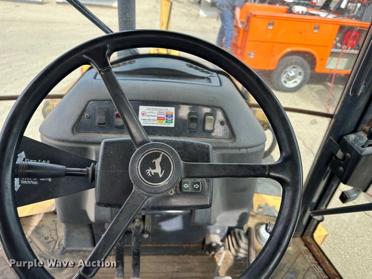 image for item LN9054 2001 John Deere 310G  backhoe