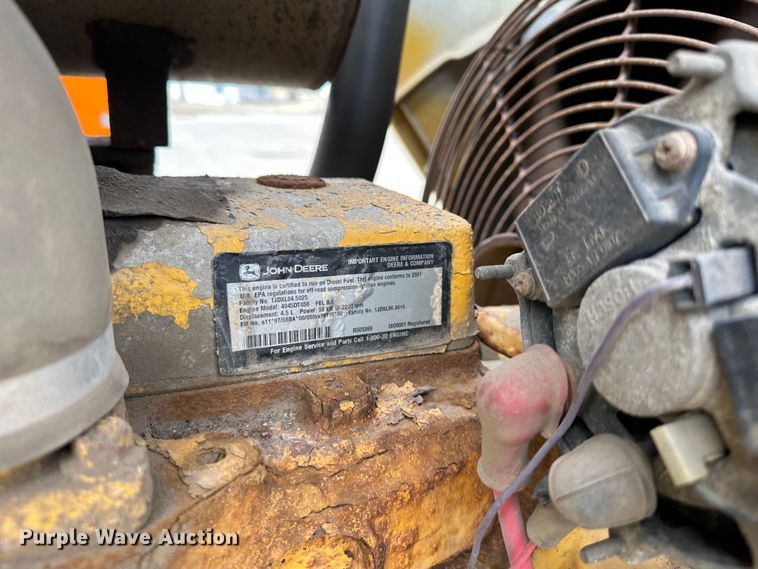 image for item LN9054 2001 John Deere 310G  backhoe