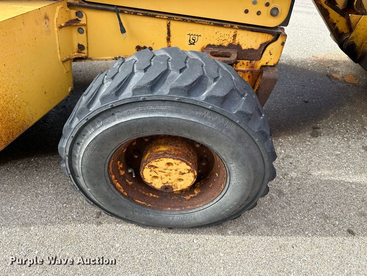 image for item LN9054 2001 John Deere 310G  backhoe