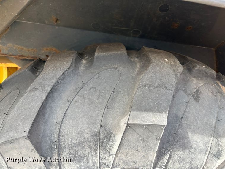 image for item LN9054 2001 John Deere 310G  backhoe