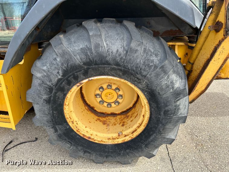 image for item LN9054 2001 John Deere 310G  backhoe