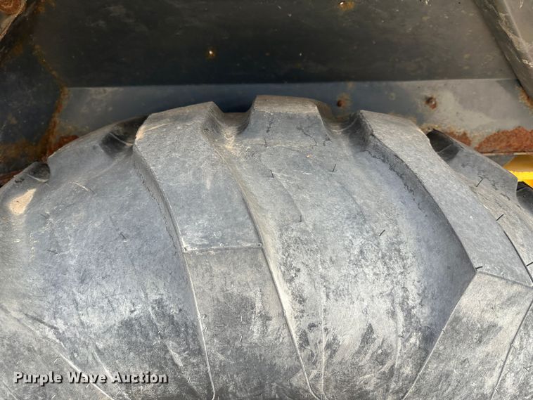 image for item LN9054 2001 John Deere 310G  backhoe