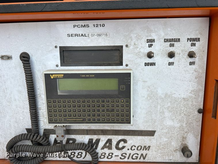 image for item LN9056 2007 Ver-Mac PCMS1210  message board trailer