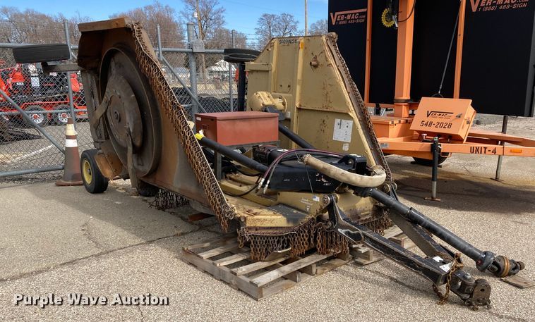 image for item LN9057 2005 Land Pride RCB6015  batwing rotary mower