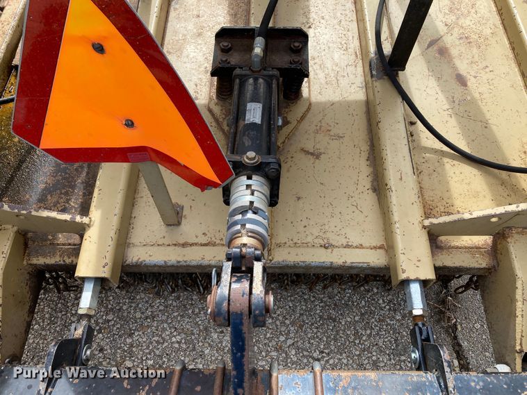 image for item LN9057 2005 Land Pride RCB6015  batwing rotary mower