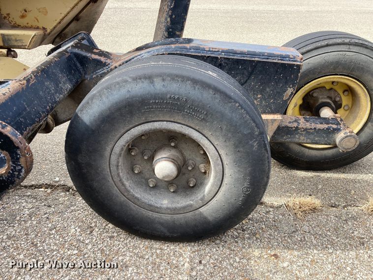 image for item LN9057 2005 Land Pride RCB6015  batwing rotary mower