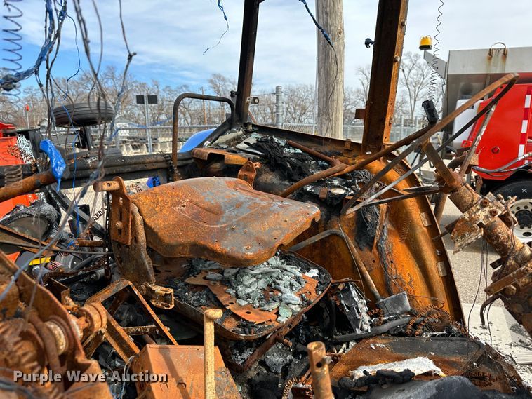 image for item LN9058 2011 New Holland T5070  MFWD tractor