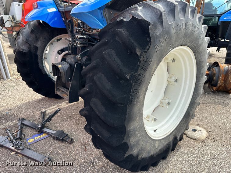 image for item LN9058 2011 New Holland T5070  MFWD tractor