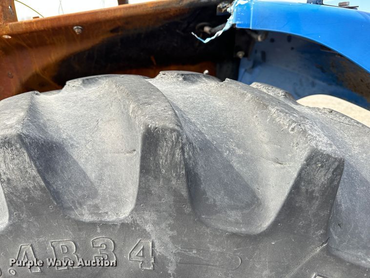 image for item LN9058 2011 New Holland T5070  MFWD tractor