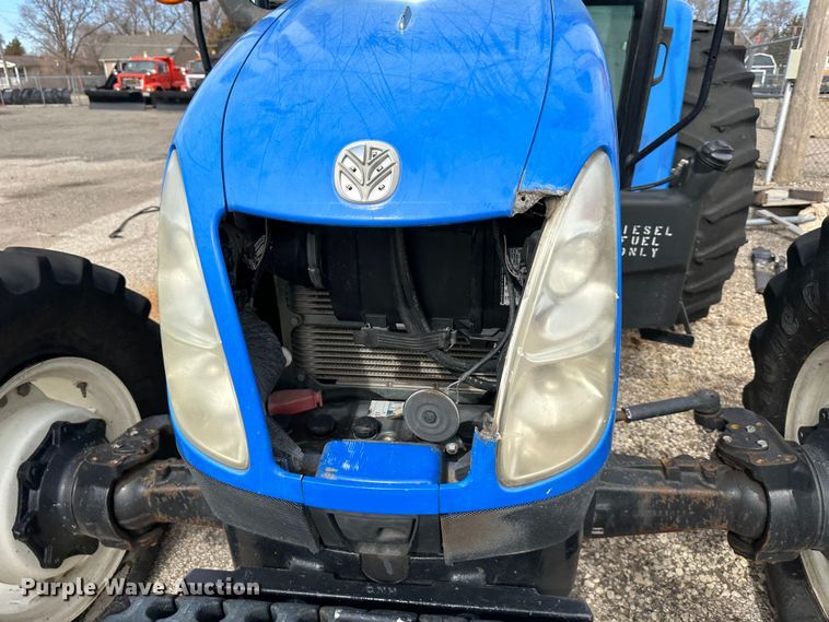 image for item LN9059 2011 New Holland T5070  MFWD tractor