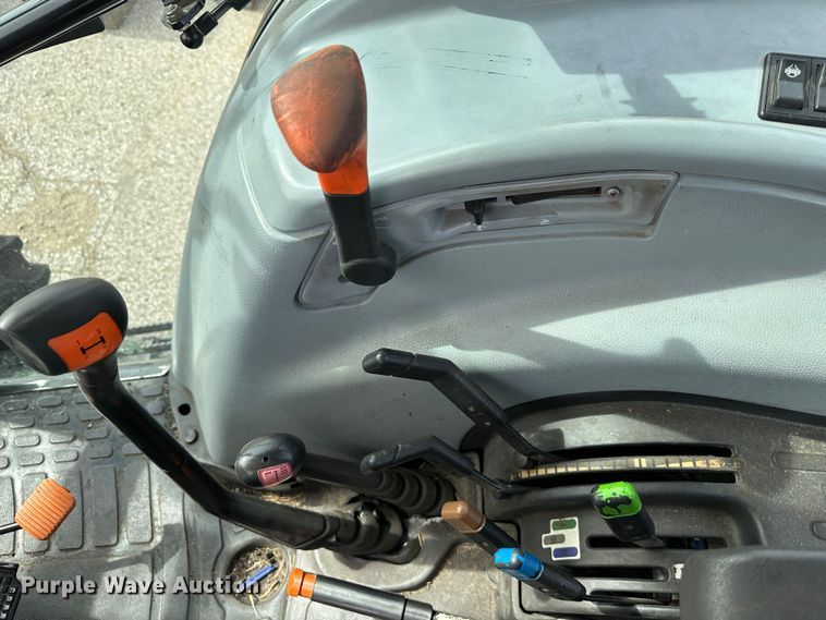 image for item LN9059 2011 New Holland T5070  MFWD tractor