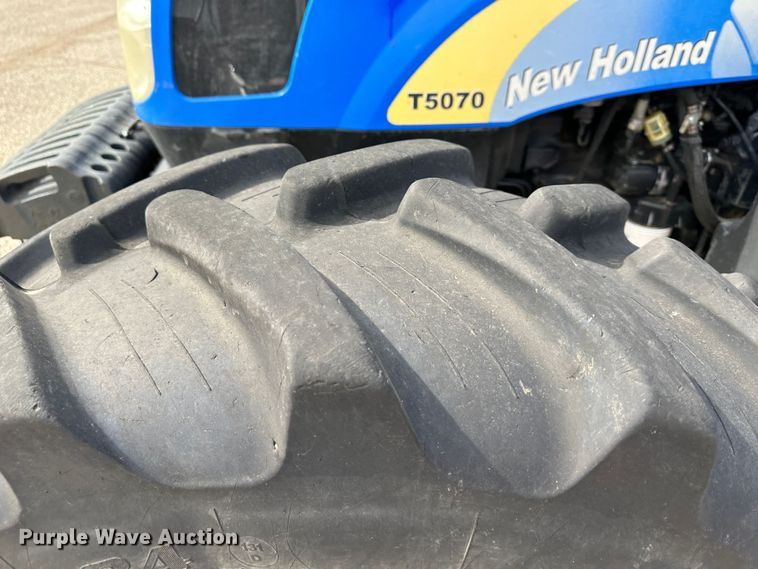 image for item LN9059 2011 New Holland T5070  MFWD tractor