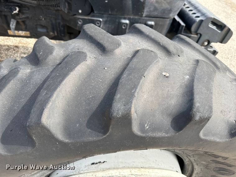 image for item LN9059 2011 New Holland T5070  MFWD tractor