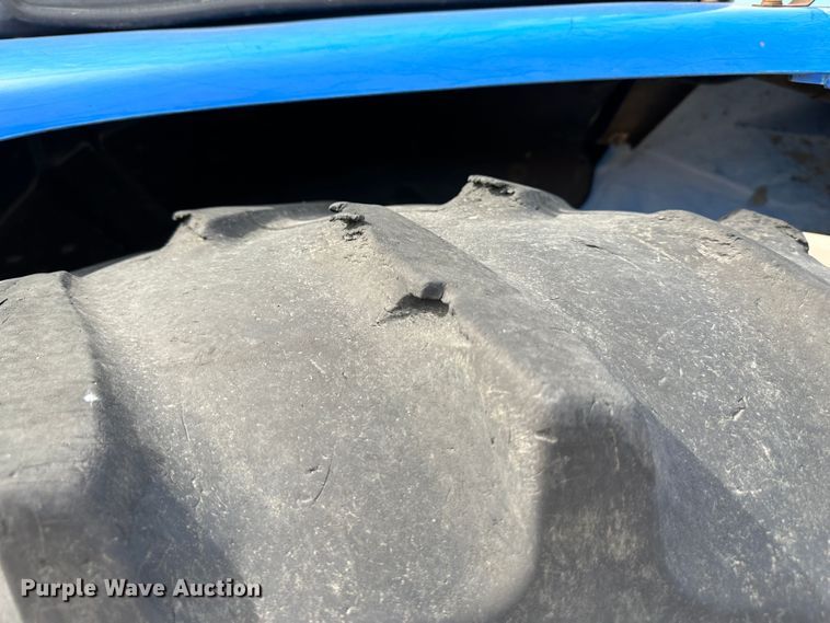 image for item LN9059 2011 New Holland T5070  MFWD tractor