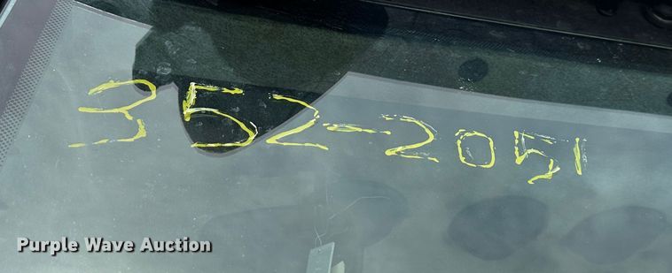 image for item LN9059 2011 New Holland T5070  MFWD tractor