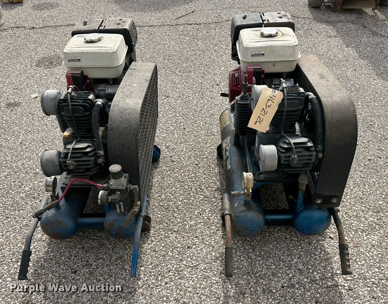 image for item LN9060 (2) Puma TUE8008GE air compressors